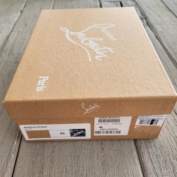 CHRISTIAN LOUBOUTIN Pigalle BLACK patent Size 39 EU - Picture 8 of 9